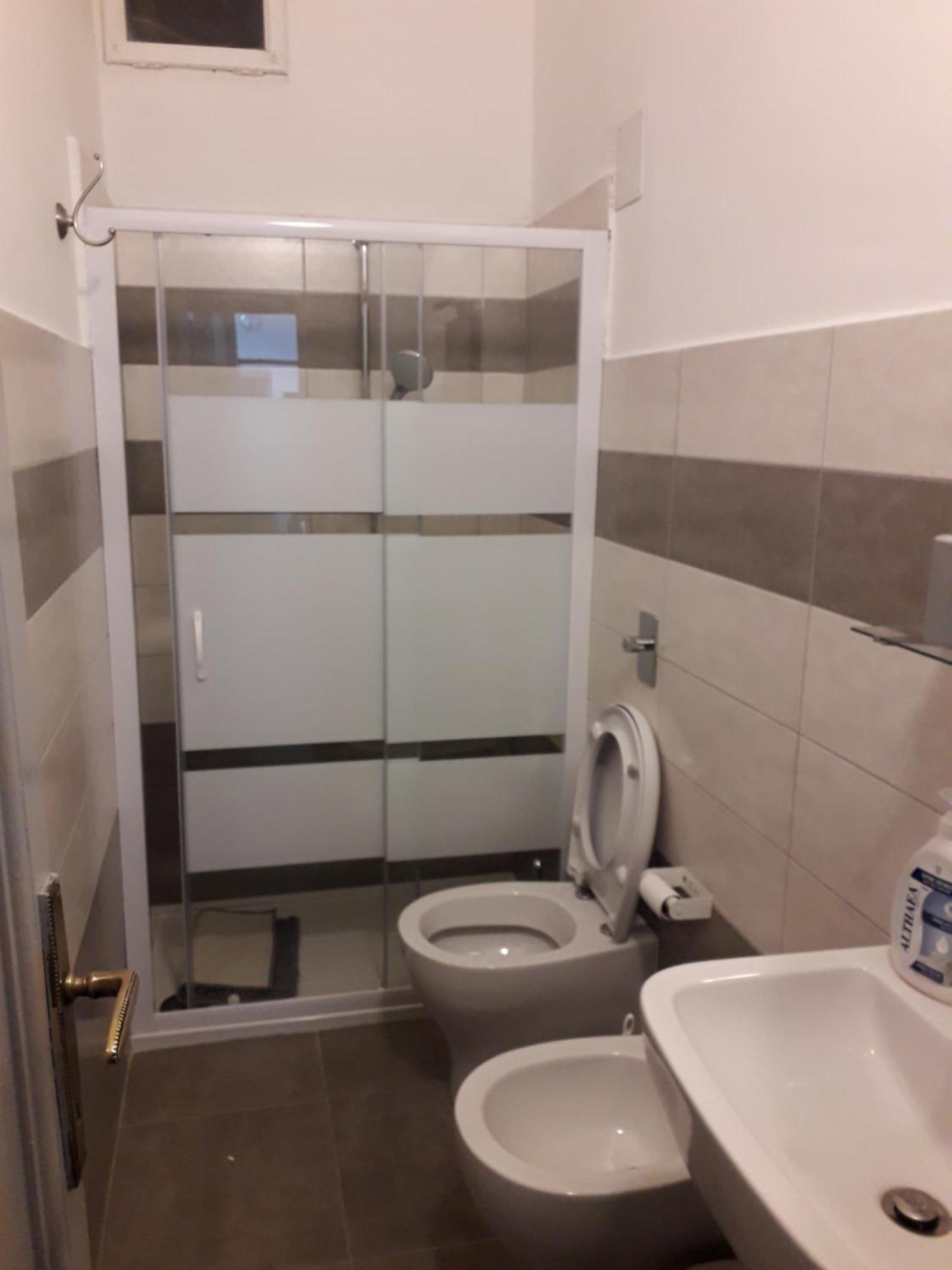 Isola Bi Bed & Breakfast Milan Luaran gambar